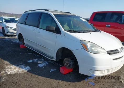2004 Toyota Sienna Le z USA, uszkodzony, nr VIN 5TDZA23C74S101447